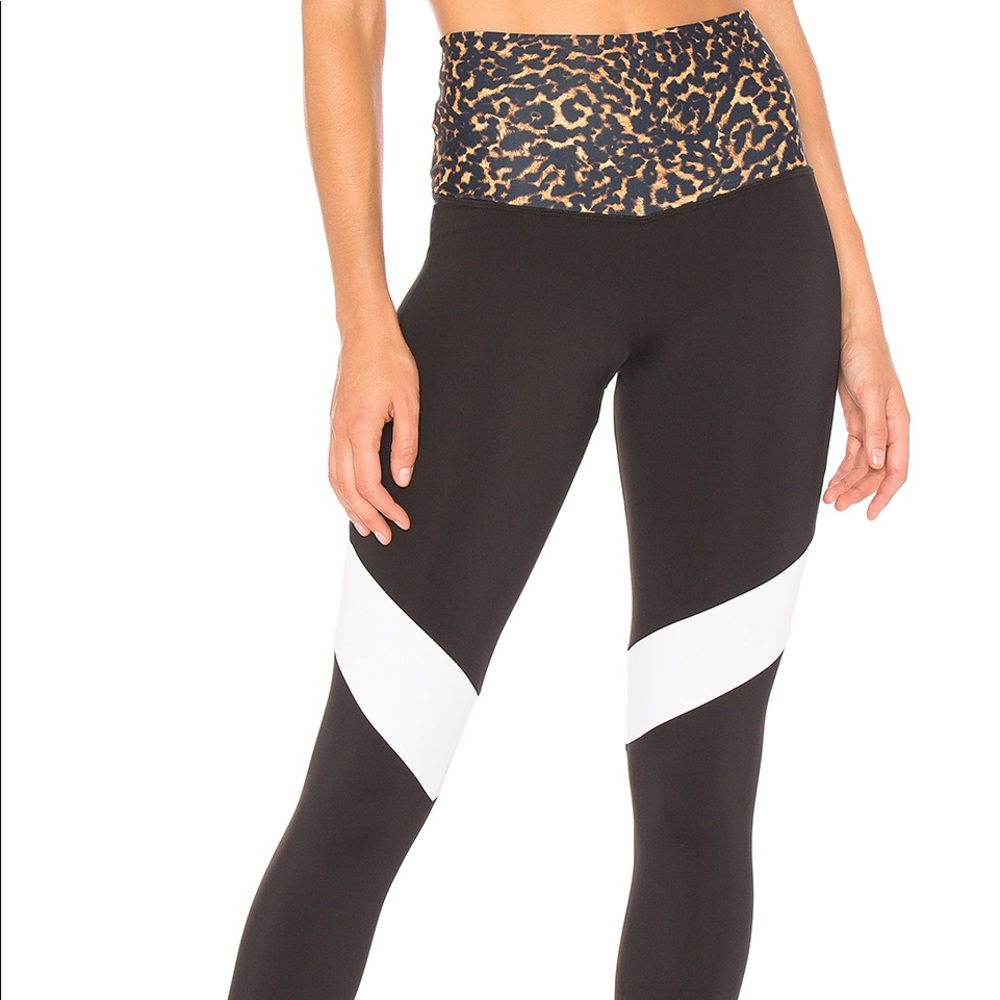 Beach Riot Leopard Band Leggings